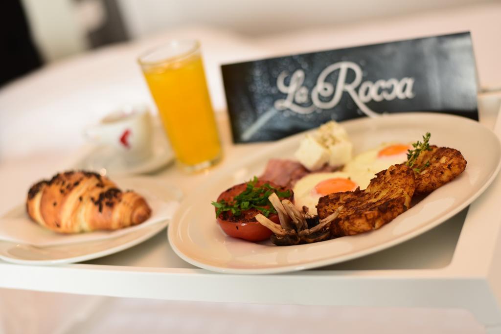 La Rocca Boutique Hotel Craiova Exterior photo