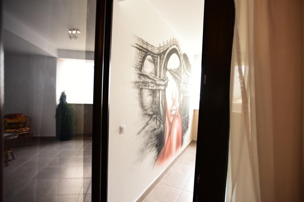 La Rocca Boutique Hotel Craiova Exterior photo