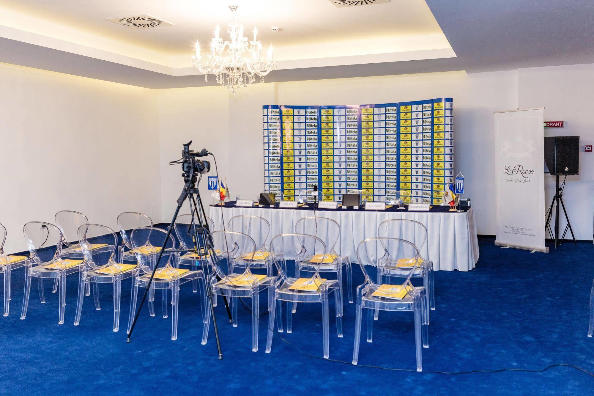 La Rocca Boutique Hotel Craiova Exterior photo
